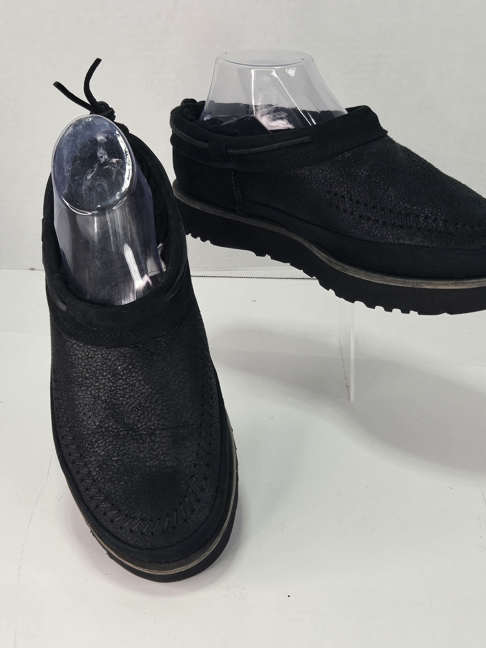 Authentic UGG Campfire Slip On Black Suede Loafers Slippers Size Mens 8 1/2 8.5